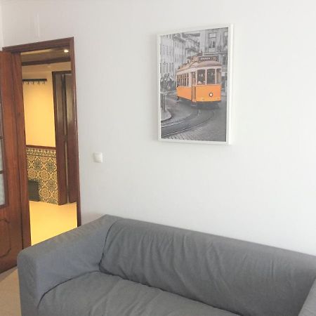 Apartamento Lisboa - Reboleira Амадора Екстериор снимка